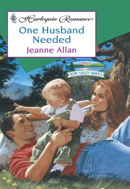 Jeanne Allan One Husband Needed обложка книги