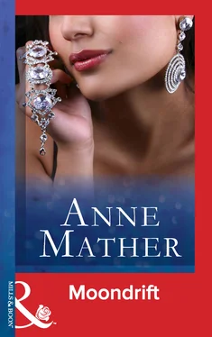 Anne Mather Moondrift обложка книги
