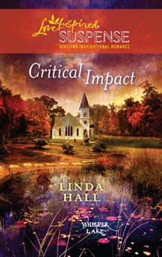 Linda Hall Critical Impact обложка книги