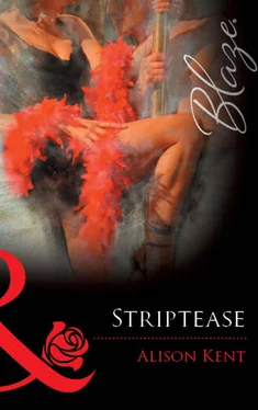 Alison Kent Striptease обложка книги