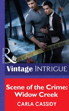 Carla Cassidy Scene of the Crime: Widow Creek обложка книги