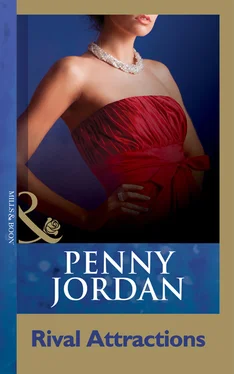 Penny Jordan Rival Attractions обложка книги