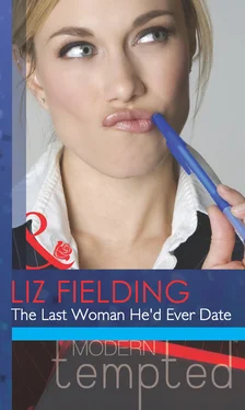 Liz Fielding The Last Woman He'd Ever Date обложка книги