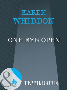 Karen Whiddon One Eye Open обложка книги