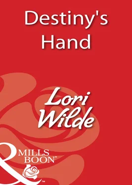 Lori Wilde Destiny's Hand обложка книги