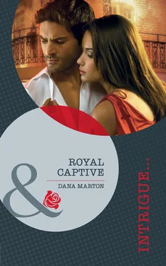 Dana Marton Royal Captive обложка книги