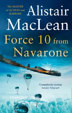 Alistair MacLean Force 10 from Navarone обложка книги