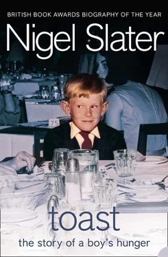 Nigel Slater Toast обложка книги