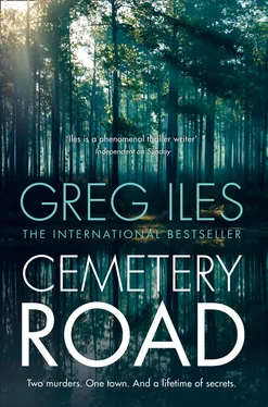 Greg Iles Cemetery Road