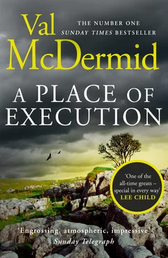 Val McDermid A Place of Execution