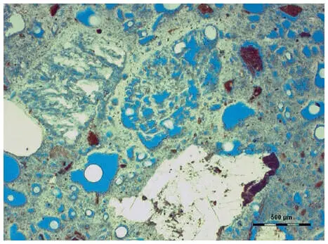 Figure 2Sasanian mortar with very porous structure and fragment of gypsum rock - фото 82