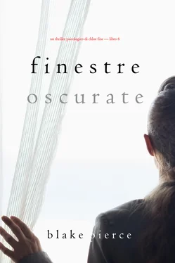 Blake Pierce Finestre Oscurate обложка книги