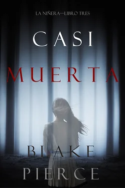 Blake Pierce Casi Muerta обложка книги