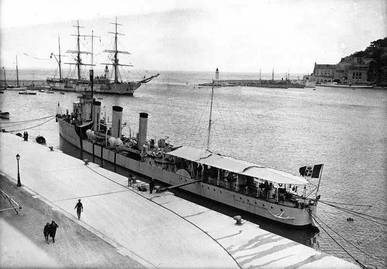 Міноносець Дженерале Марчелло Престінарі 1923 р Першими італійськими - фото 5