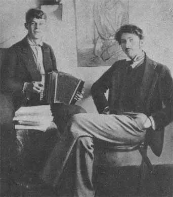 С Есенин и С Городецкий 1915 г Стихи вспоминал он Сергей принёс - фото 4