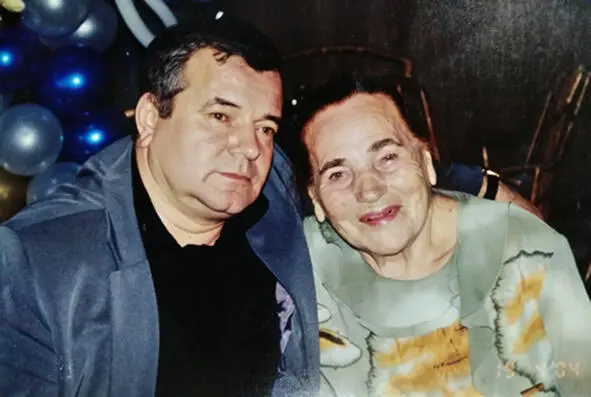 Маме 90 лет юбилей Чтото раньше этого невероятного превращения я не замечал - фото 1