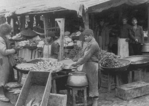 Рыбная и овощная торговля на Авлабаре Тифлис Фото 1900х гг Важа Пшавела - фото 23
