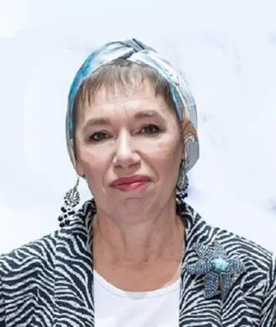 Нина Шамарина более 45 лет живёт в Москве Начала писать небольшие рассказики - фото 2