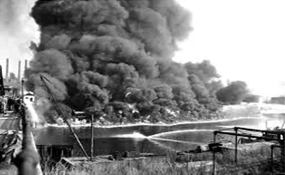 Figure 23 Cuyahoga River caught fire So why is the Cuyahoga River fire a - фото 15