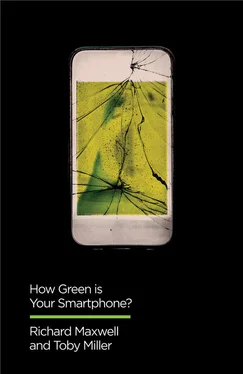 Richard Maxwell How Green is Your Smartphone? обложка книги