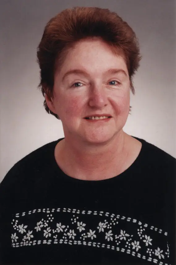 Abigail A Salyers 19422013 An extraordinary creative microbiologist and - фото 2