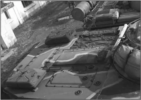 С 1964 года на ПТ76Б стали устанавливаться прямоугольные топливные баки - фото 29