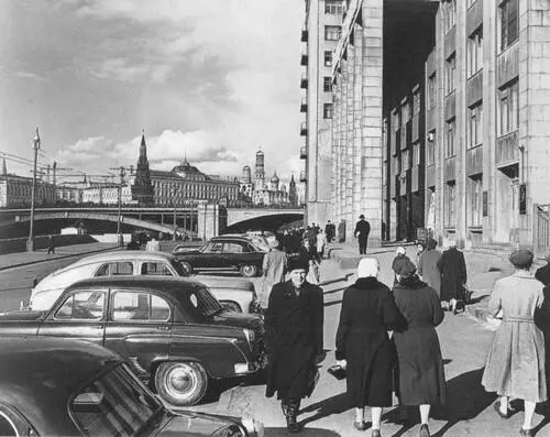 Москва 1963 года Выступление на поэтическом вечере Светлов Вознесенский - фото 55