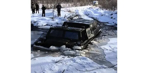 Сверху в два голоса неслось нечто не переводимое снизу подступала вода - фото 6