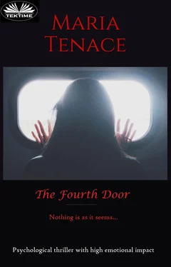 Maria Tenace The Fourth Door обложка книги
