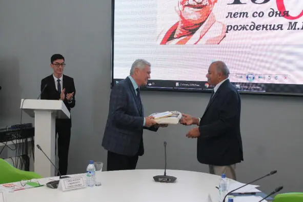 Заместитель директора Центра народной дипломатии ШОС в Узбекистане Собиров К - фото 3