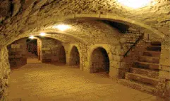 Intriguing wine cellar from the 12th century under the floor of Constantines - фото 4