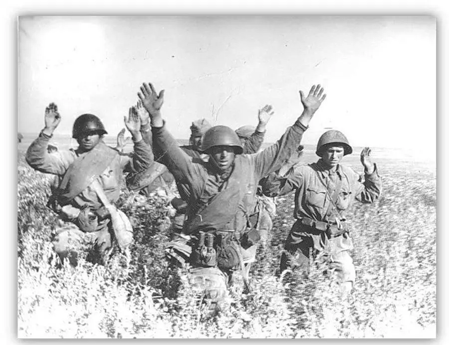 Тяжёлое лето 1941 года Бронепоезд Василий Фёдорович Давыдюк 8 06 1921 г р - фото 4