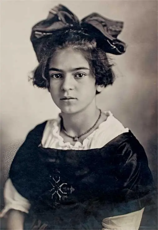 Фрида Кало Фотография сделанная ее отцом в 1919 году Фрида Кало - фото 1