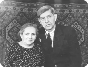 Оля и Генрих Шартнеры 1952 Другая сестра Хейвеля Белла тоже вышла замуж у - фото 11