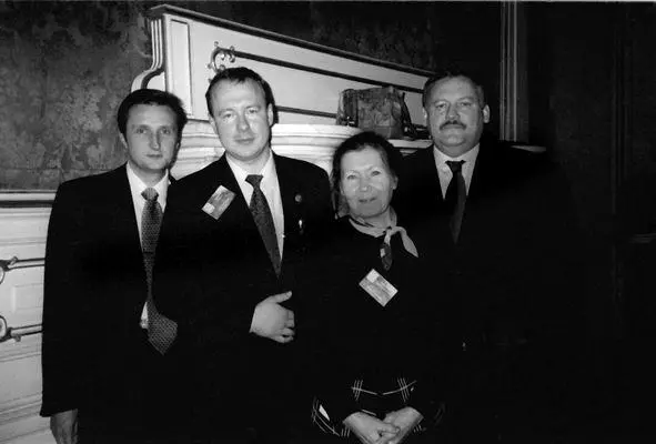 Первая поездка в Россию после избрания октябрь 2002 года С депутатом - фото 5