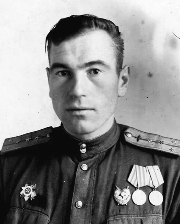 Михаил Андреевич Сельянов 1944 Мария Георгиевна Сельянова Начало 1950х - фото 1