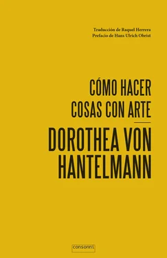 Dorothea von Hantelmann Cómo hacer cosas con arte обложка книги