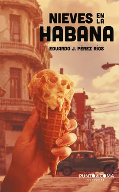Eduardo J. Pérez Ríos Nieves en La Habana обложка книги