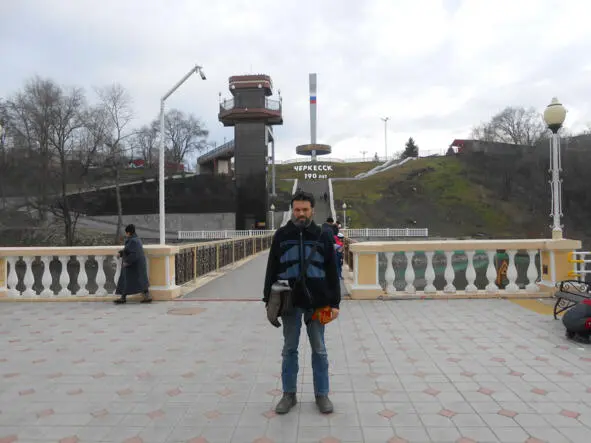 А Кротов в центральном парке города Черкесска 2016 Но 14го февраля 2016го я - фото 33