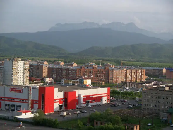 Владикавказ вид из окна Дома Для Всех Кроме Владикавказа в РСО Северной - фото 51