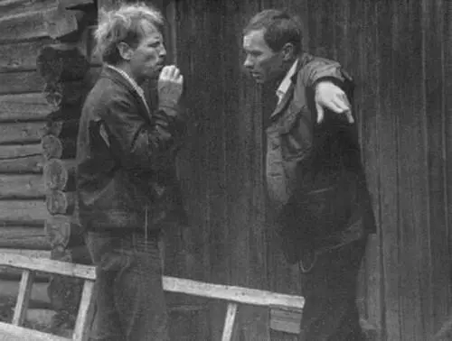Оператор и режиссер на съемках фильма Калина красная Разговор на нервах - фото 69