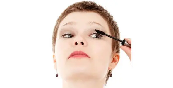 Нанеси тушь для ресниц на свои ресницы Я её наношу Put mascaraon your - фото 114