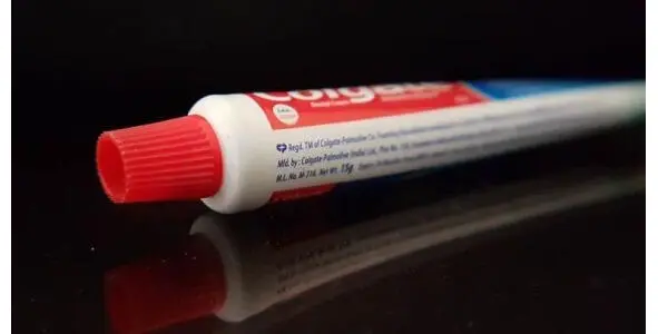 Закрой тюбик зубной пасты Я его закрыла Closethe toothpaste tube - фото 73