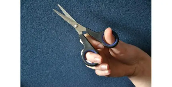 Возьми ножницы Я взяла их Take the scissors Ive taken them - фото 96