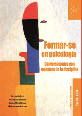 Varios autores Formar-se en Psicología обложка книги