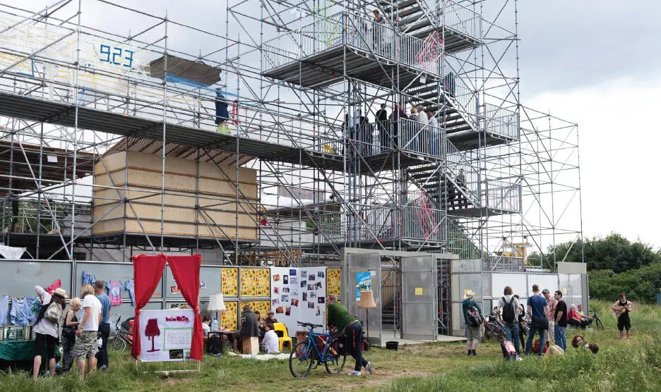Eventually in 2010 the Raumpioniere were essential in realising the citizens - фото 7
