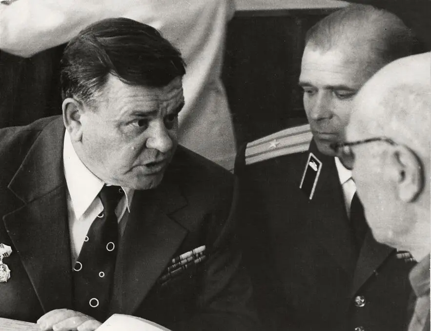 г Краслава 1972 год Встреча ветеранов 112ой стрелковой дивизии слева - фото 8