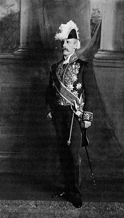Фритьоф Нансен в форме посла в Лондоне 1907 г Фритьоф Нансен король Хокон и - фото 42