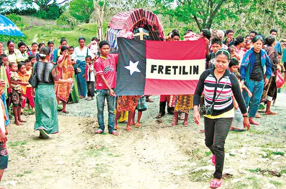 Foto 3 La bandera de FRETILIN aún es reconocida por los timorenses en este - фото 3