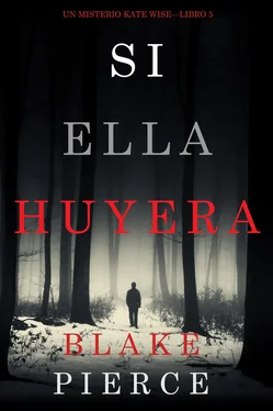 Blake Pierce Si Ella Huyera обложка книги